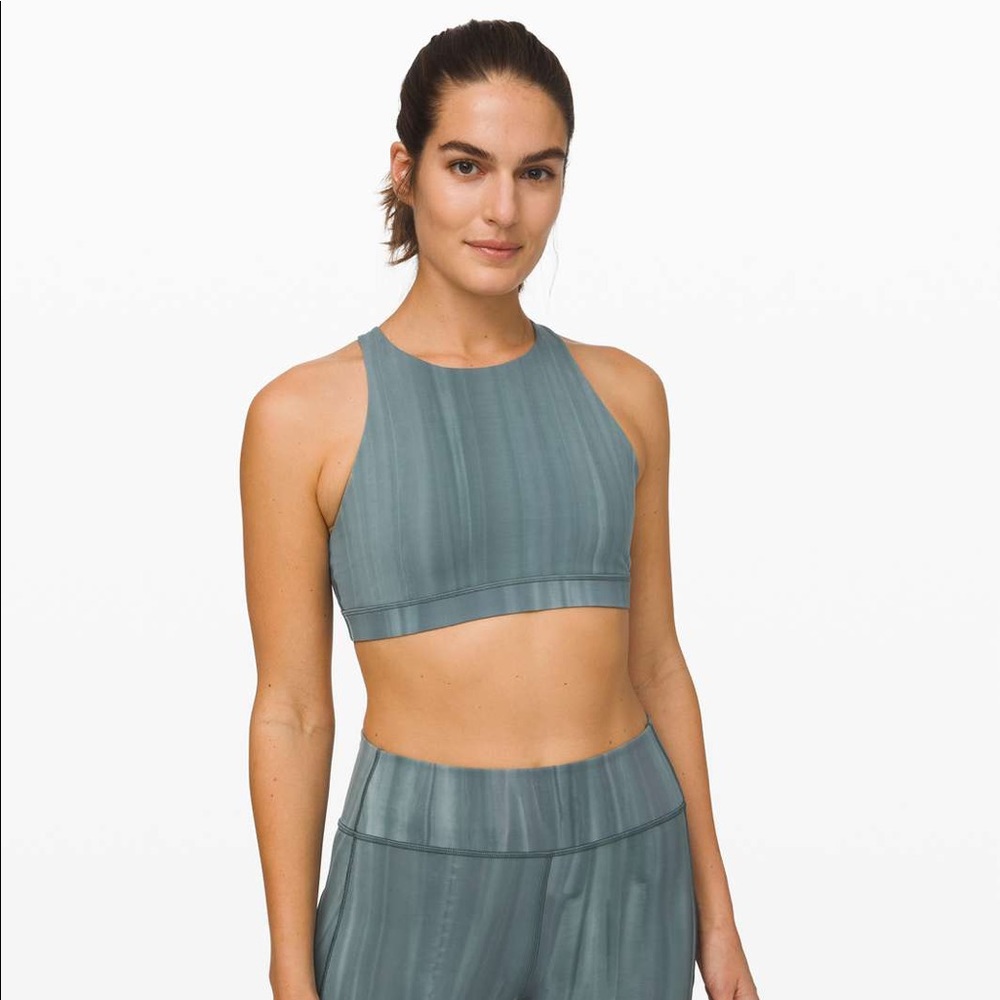 Lululemon Energy high neck bra